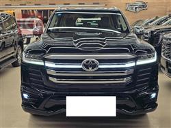 تۆیۆتا لاند کروزەر